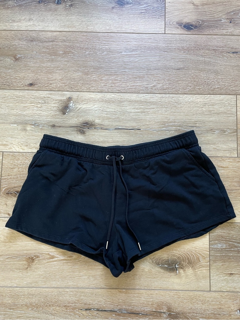 Auden Women’s Fleece Shorts Black Midweight with Pockets Drawstring Waist